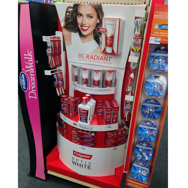 Colgate Optic White End Cap Display