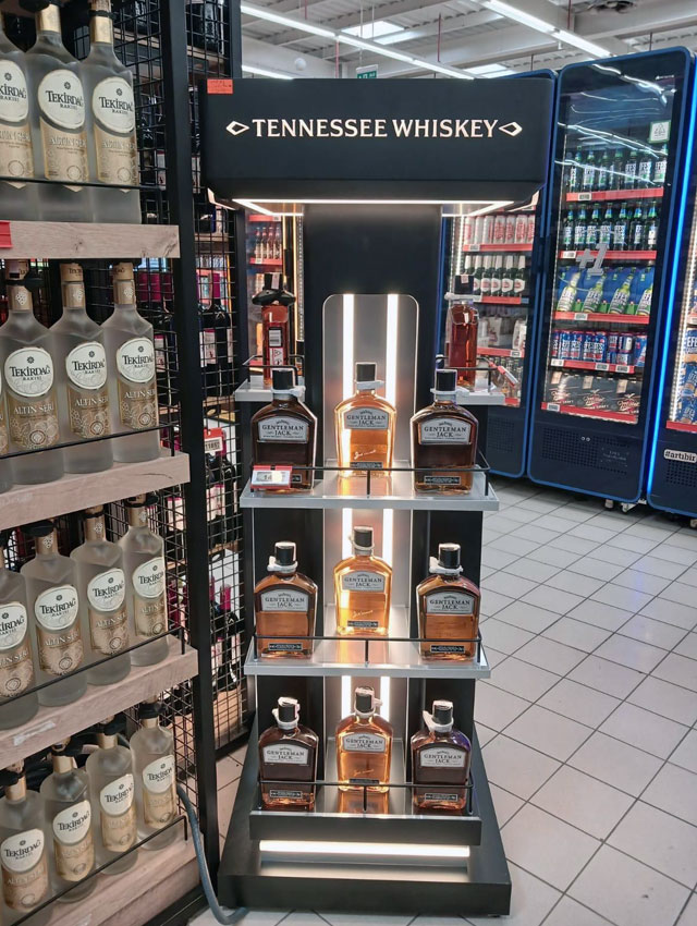 Brandis Whiskey Display